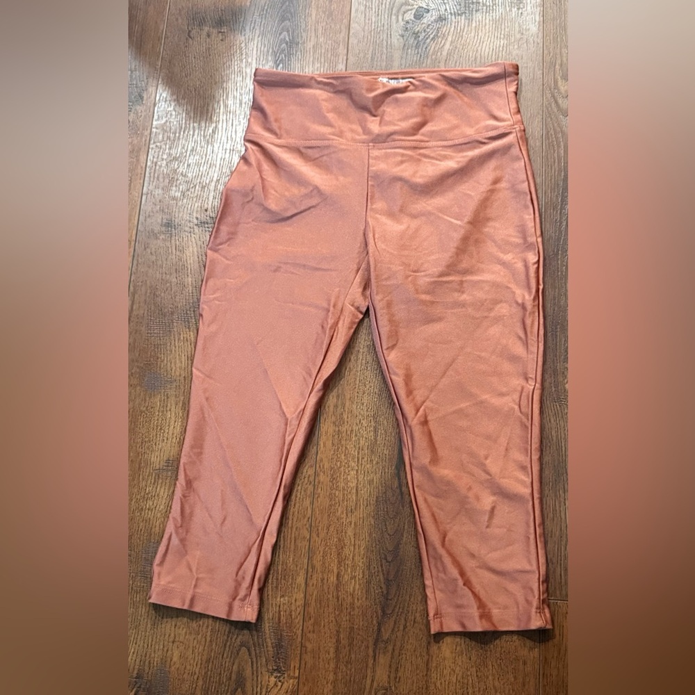 Forever 21 - Copper Cropped Leggings size xs